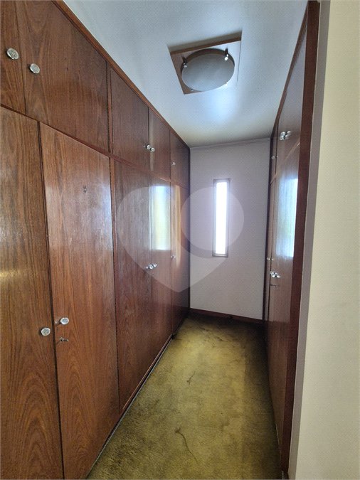 Casa à venda com 4 quartos, sendo 1 suíte, no Centro, Mogi das Cruzes, SP