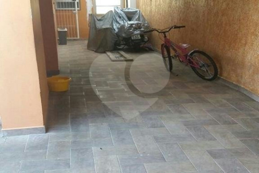 Sobrado à venda ou para alugar com 4 quartos, sendo 1 suíte,  em Santana, São Paulo, SP