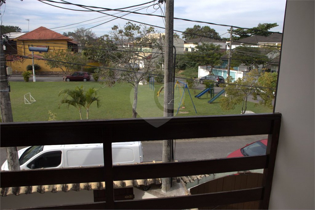 Casa à venda com 3 quartos, sendo 1 suíte, no condomínio Village da Posse, Rio de Janeiro - RJ