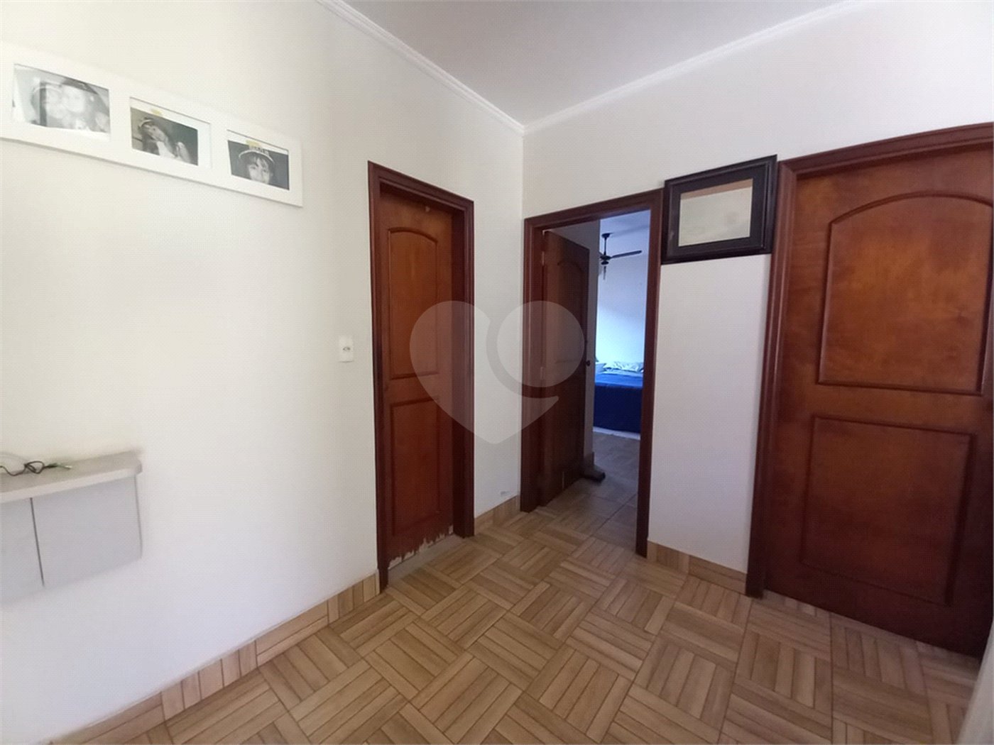 Sobrado à venda com 4 quartos, sendo 2 suítes, em Tremembé, São Paulo, SP
