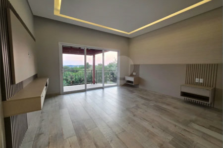 Casa à venda com 4 suítes no condomínio Residencial Jardim Primavera, Louveira - SP