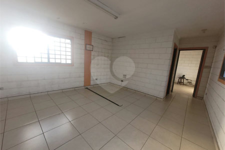 Terreno para alugar em Ayrosa, Osasco, SP