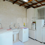 Casa à venda com 4 quartos, sendo 1 suíte, em Jardim Nova Taboão, Guarulhos, SP
