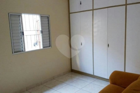 Casa à venda com 2 quartos, sendo 1 suíte, em Vila Gumercindo, São Paulo, SP