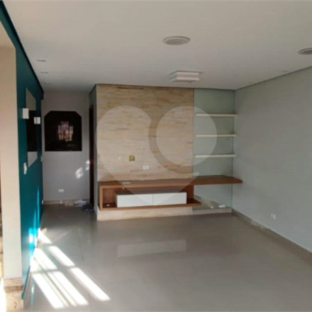 Casa à venda com 3 quartos, sendo 1 suíte, no condomínio Residencial Gabriela, São Paulo - SP