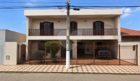 Casa à venda com 4 suítes em Jardim Itália, Itapetininga, SP