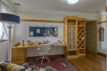 Apartamento à venda com 4 suítes em Campo Belo, São Paulo, SP