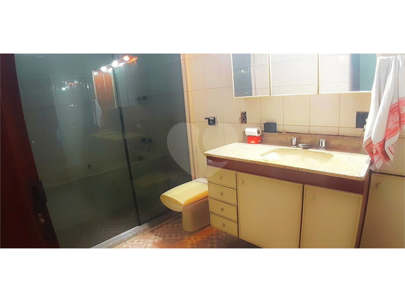 Sobrado à venda com 2 suítes em Vila Dalva, São Paulo, SP