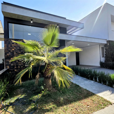 Casa à venda com 3 quartos, sendo 1 suíte, no condomínio Golden Park Residence, Sorocaba - SP