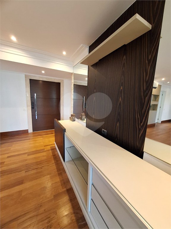 Apartamento à venda com 4 quartos, sendo 3 suítes,  em Vila Gertrudes, São Paulo, SP