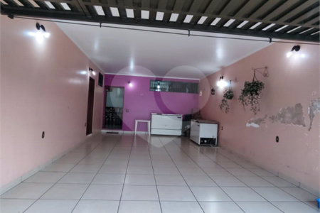 Sobrado à venda com 3 quartos, sendo 1 suíte, em Campos Elíseos, Ribeirão Preto, SP
