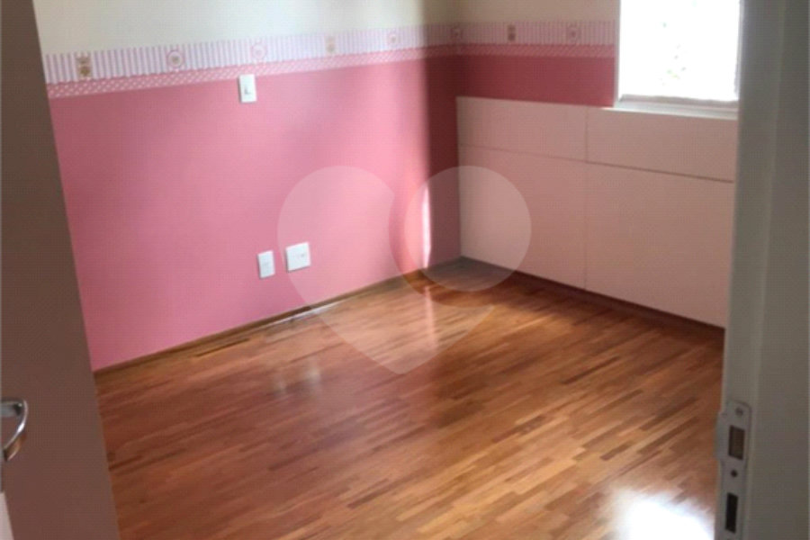 Apartamento à venda com 3 quartos, sendo 2 suítes, em Santana, São Paulo, SP