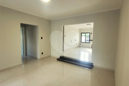 Casa à venda com 4 suítes em Nova Gardênia, Atibaia, SP