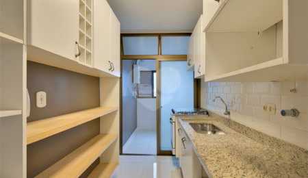 Apartamento à venda com 3 quartos, sendo 1 suíte,  em Alto da Boa Vista, São Paulo, SP