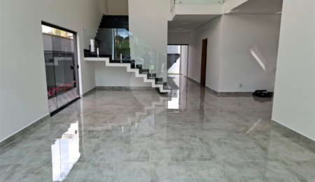 Casa à venda ou para alugar com 3 suítes no condomínio Residencial Veredas, Mogi das Cruzes - SP