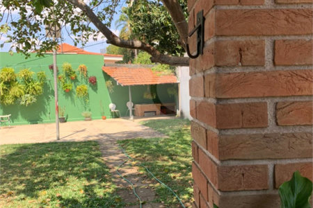 Casa à venda com 4 quartos, sendo 1 suíte, em Caxingui, São Paulo, SP