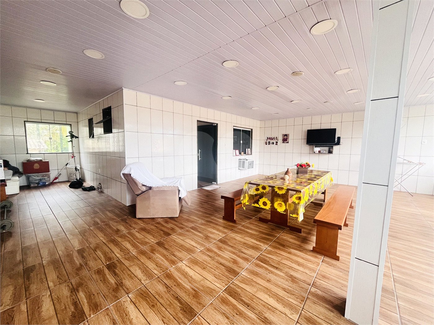 Casa à venda com 3 quartos, sendo 1 suíte, em Campo Grande, Rio de Janeiro, RJ