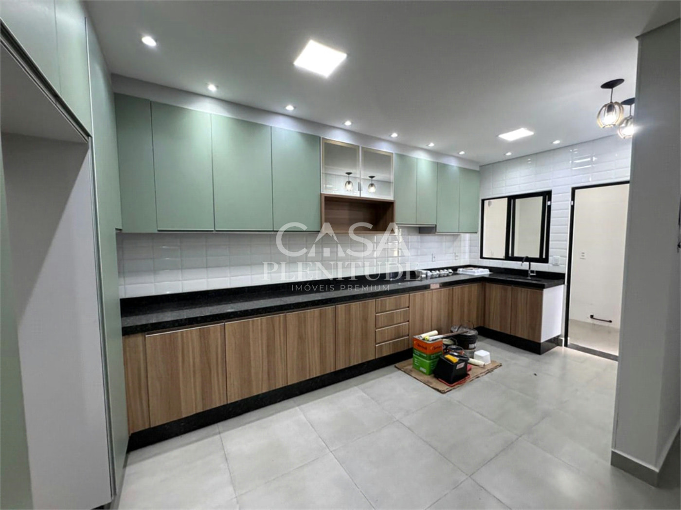 Sobrado à venda com 2 quartos em Wanel Ville, Sorocaba, SP