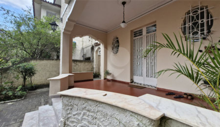 Casa à venda com 4 quartos em Grajaú, Rio de Janeiro, RJ