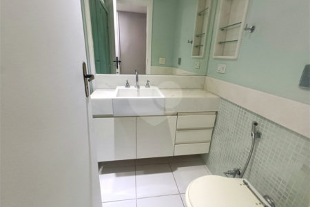 Apartamento à venda com 3 quartos, sendo 1 suíte, em Rio Comprido, Rio de Janeiro, RJ