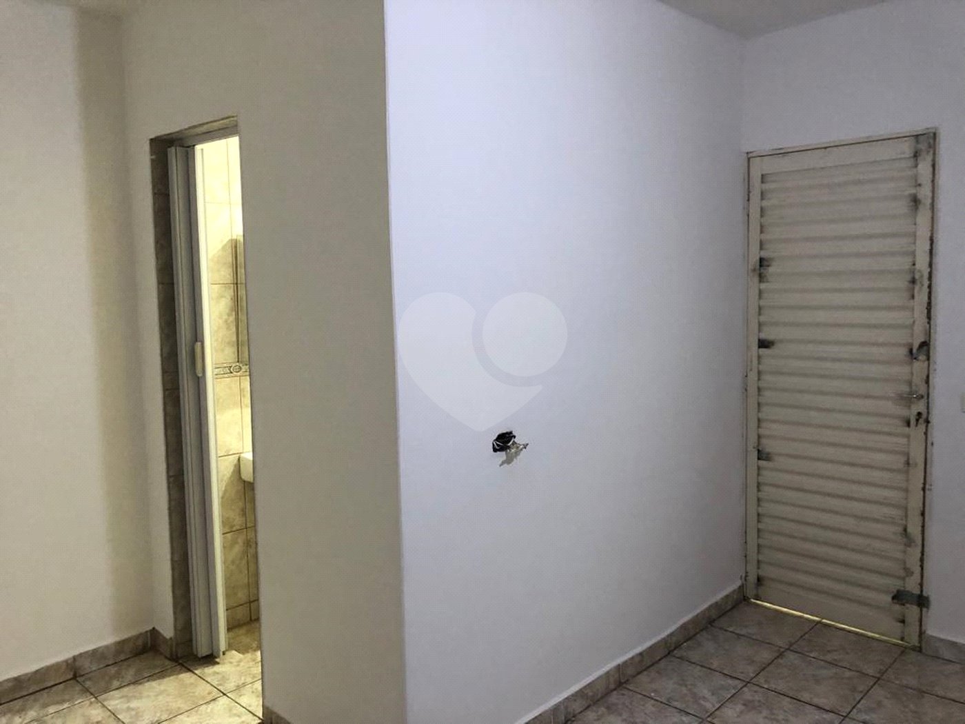 Casa à venda com 3 quartos, sendo 1 suíte, em Loteamento Terras de São Pedro e São Paulo, Salto, SP