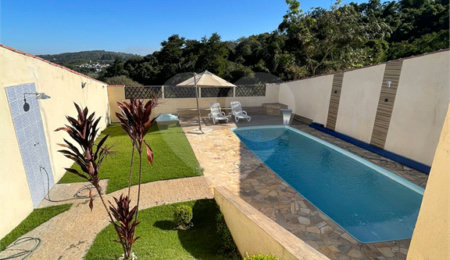 Casa à venda com 3 quartos, sendo 2 suítes,  em Loteamento Pedra Bela, Atibaia, SP