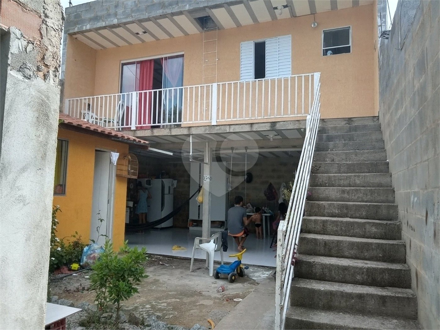 Casa à venda com 2 quartos, sendo 1 suíte,  em Vila São Paulo, Mogi das Cruzes, SP