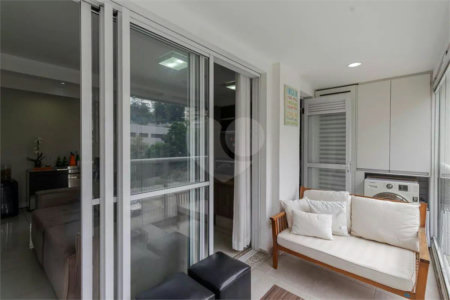 Apartamento à venda com 2 quartos, sendo 1 suíte, em Vila Andrade, São Paulo, SP