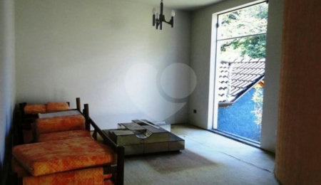 Sobrado à venda com 3 quartos, sendo 1 suíte,  em Tremembé, São Paulo, SP