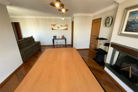 Apartamento à venda com 3 quartos, sendo 1 suíte, em Parque Bairro Morumbi, São Paulo, SP