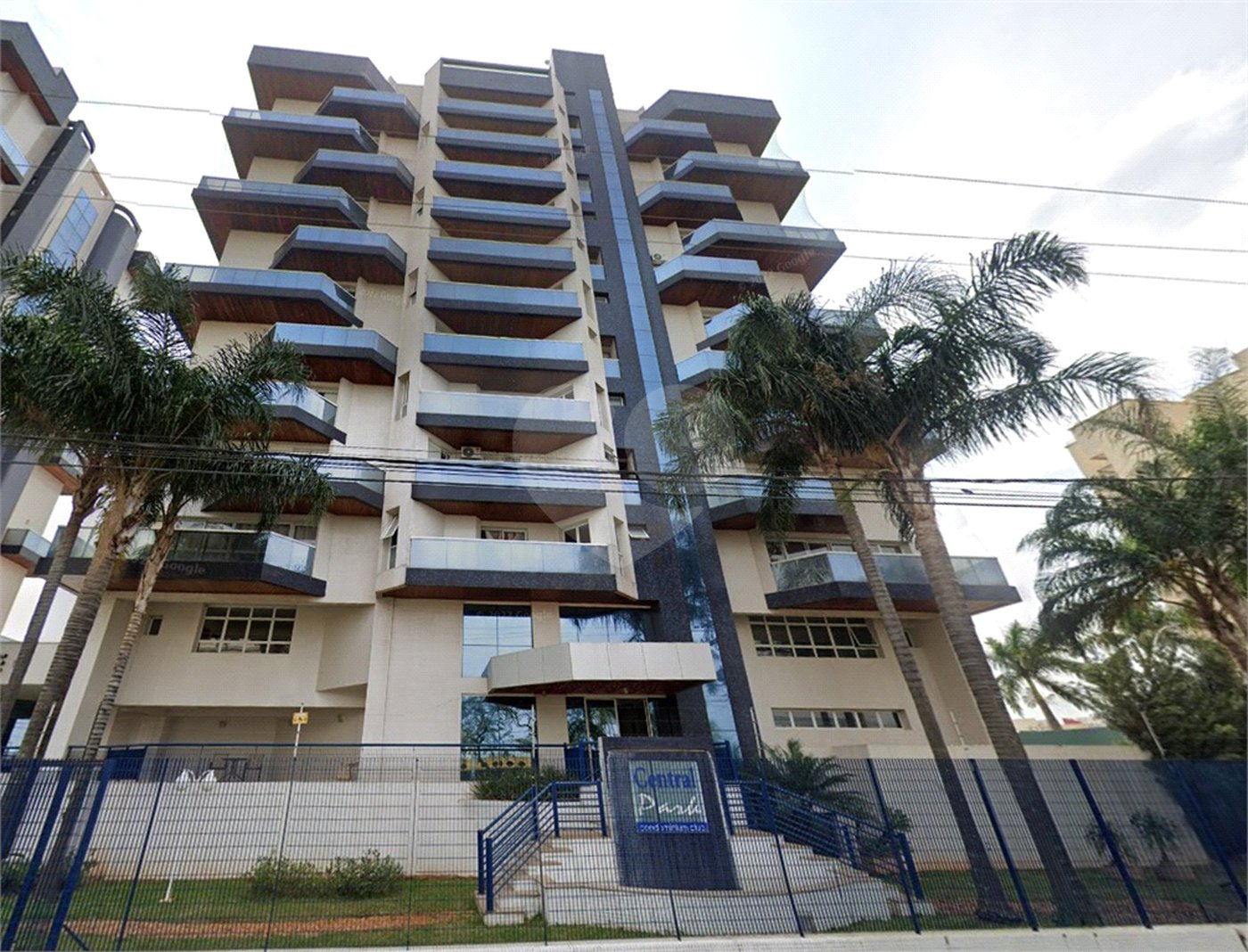Apartamento 4 suítes Central Park Club