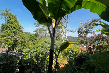 Casa à venda com 3 quartos, sendo 1 suíte, no Centro, Guararema, SP