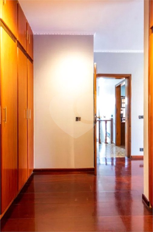 Sobrado à venda com 5 quartos, sendo 4 suítes, em Vila Galvão, Guarulhos, SP