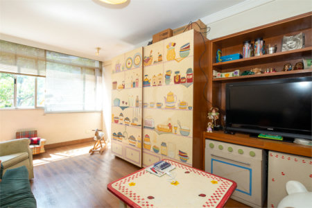 Apartamento à venda com 3 quartos, sendo 2 suítes,  em Alto da Boa Vista, São Paulo, SP