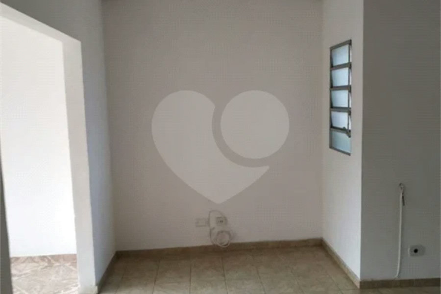 Casa à venda com 4 quartos, sendo 1 suíte, em Tremembé, São Paulo, SP