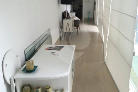 Sobrado à venda com 4 suítes em Planalto Paulista, São Paulo, SP