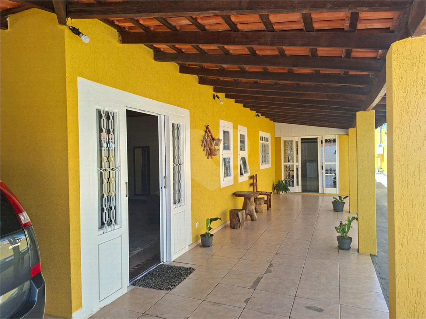 Casa à venda com 3 quartos, sendo 1 suíte,  em Tatetú, Alambari, SP