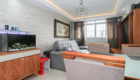 Apartamento à venda com 3 quartos, sendo 1 suíte,  em Liberdade, São Paulo, SP