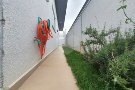 Casa à venda com 4 suítes no condomínio Granville São Venâncio, Itupeva - SP