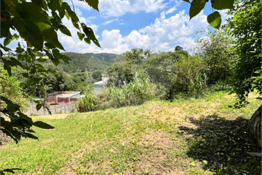 Casa à venda com 5 quartos em Luiz Fagundes, Mairiporã, SP