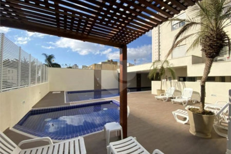 Apartamento à venda com 3 quartos, sendo 1 suíte, em Vila Firmiano Pinto, São Paulo, SP