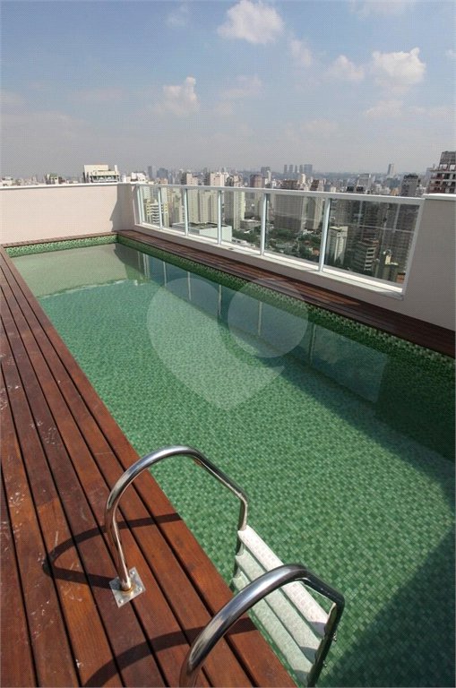 Apartamento à venda com 3 suítes em Moema, São Paulo, SP