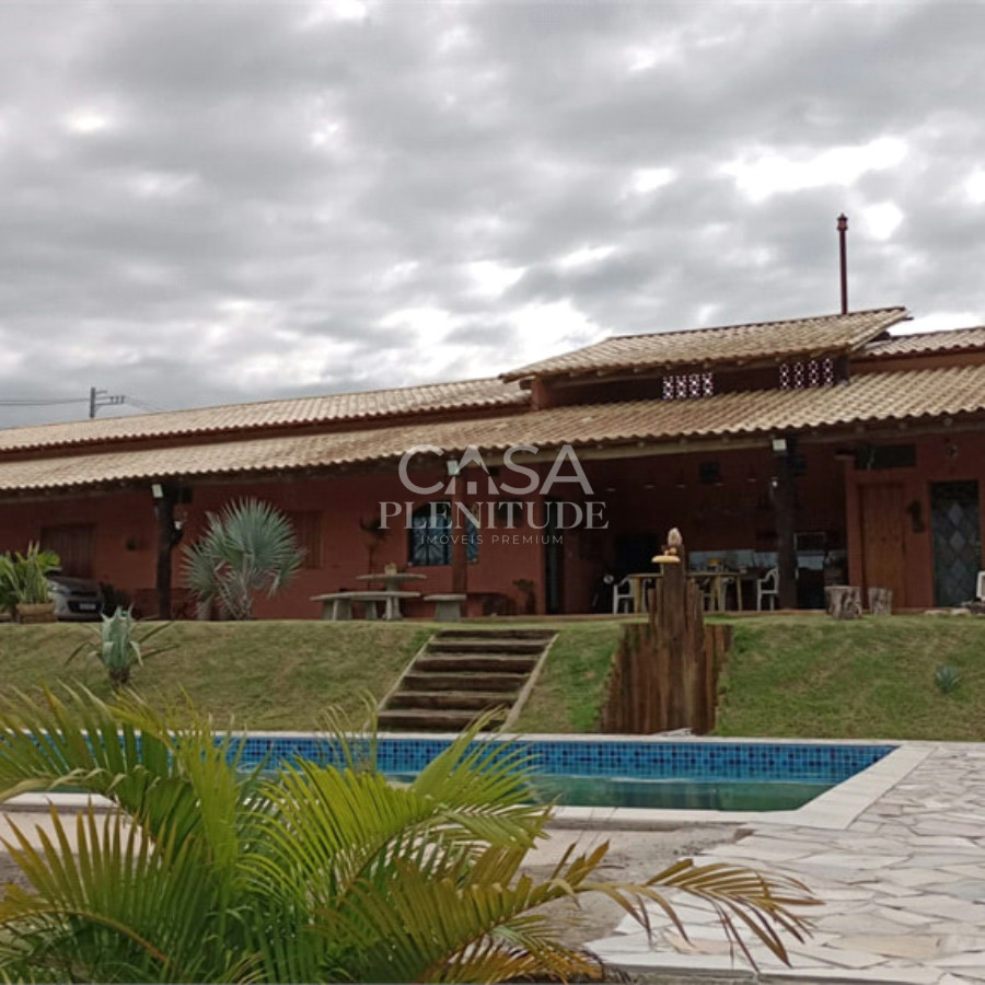 Chácara à venda com 3 quartos em Caguassu, Sorocaba, SP