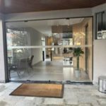Apartamento à venda com 3 quartos, sendo 1 suíte,  em Jardim das Acácias, São Paulo, SP