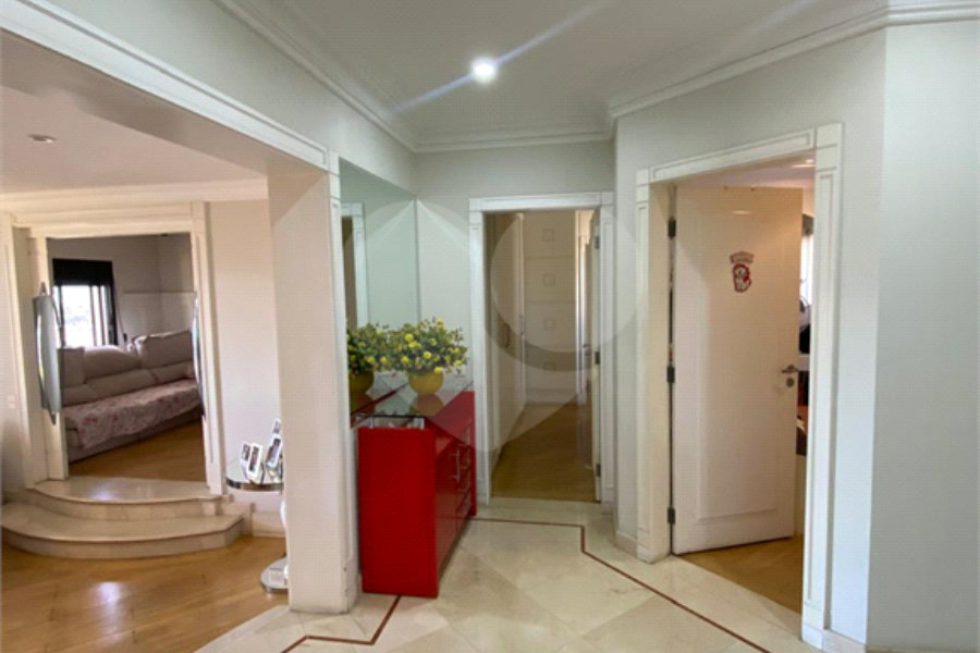 Apartamento à venda com 4 quartos, sendo 3 suítes,  em Santana, São Paulo, SP