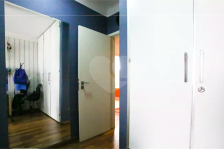 Apartamento à venda com 3 quartos, sendo 1 suíte, em Itaim Bibi, São Paulo, SP