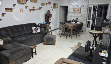 Sobrado à venda com 3 quartos, sendo 1 suíte,  em Indianópolis, São Paulo, SP
