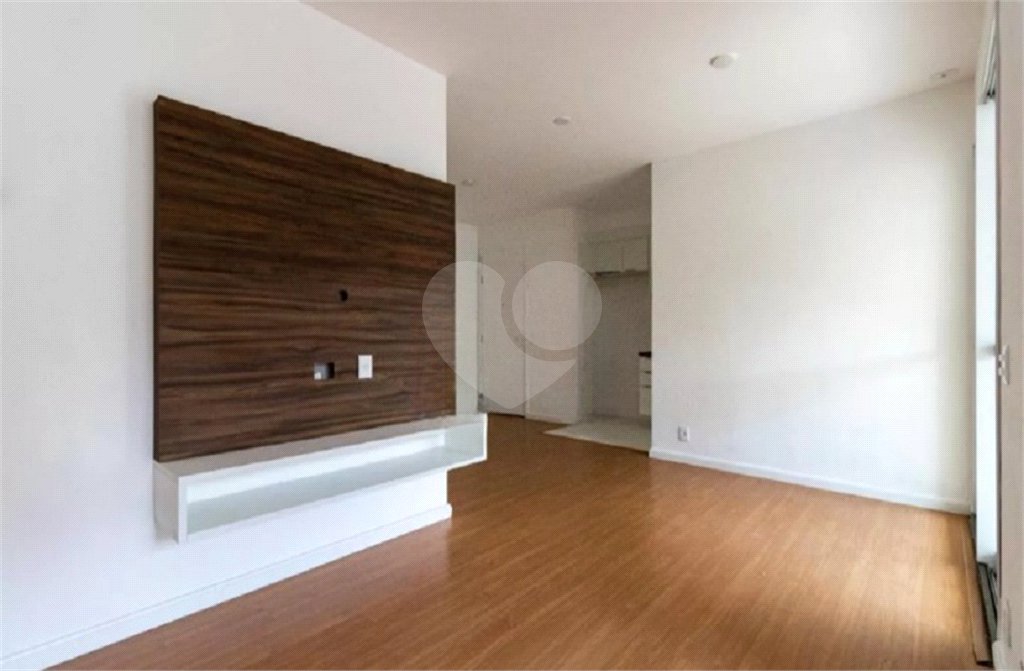 Apartamento à venda com 2 quartos em Cambuci, São Paulo, SP