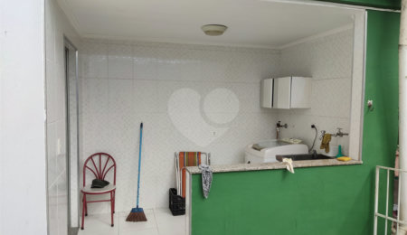Sobrado à venda com 5 quartos, sendo 1 suíte, em Imirim, São Paulo, SP