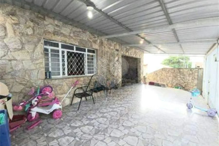 Casa à venda com 3 quartos, sendo 1 suíte, no Centro, Vinhedo, SP